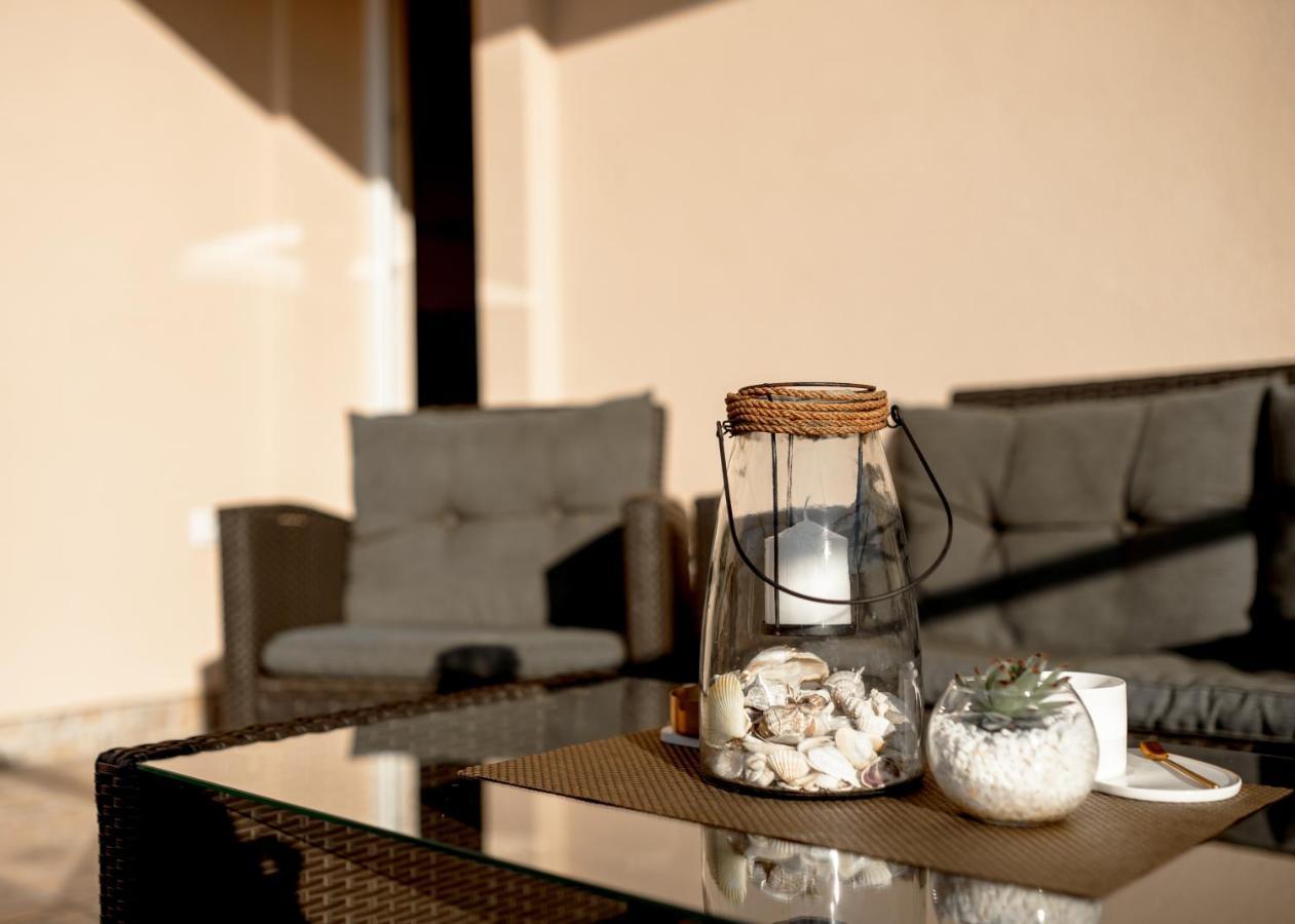 Diva Apartman Arandelovac Buitenkant foto