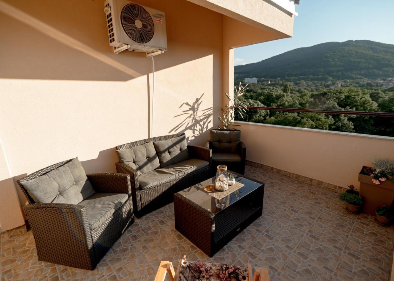 Diva Apartman Arandelovac Buitenkant foto