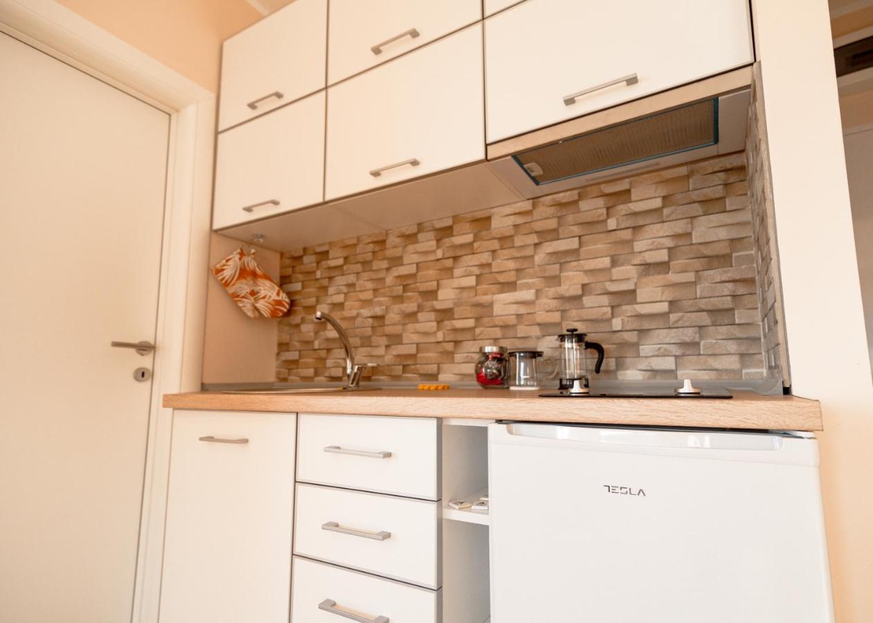 Diva Apartman Arandelovac Buitenkant foto